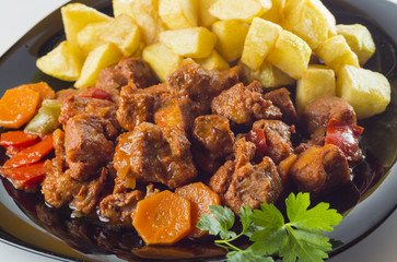 Adobo con patatas