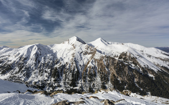 Twin peaks