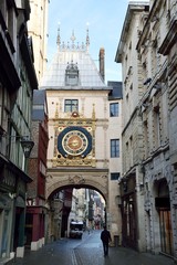 Fototapeta na wymiar Die große Uhr von Rouen in 