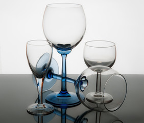 set di bicchieri colorati