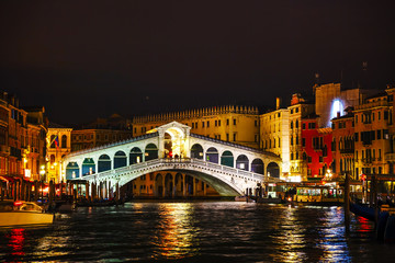Rialto Bridge (Ponte Di Rialto) in Venice, Italy © andreykr