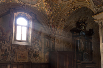 Interno di una cattedrale