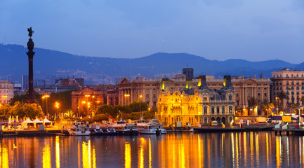 Fototapeta premium View of Port Vell at Barcelona in night