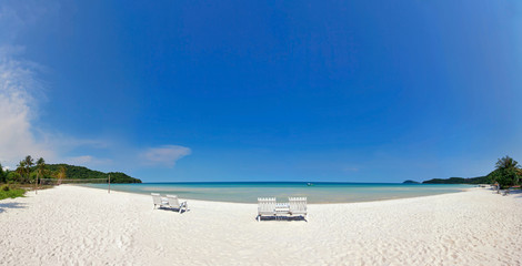 Fototapeta premium Exotic tropical beach.