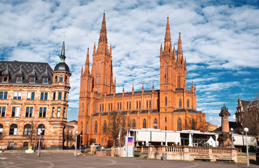 Neugotische Backstein-Basilika der Marktkirche in Wiesbaden