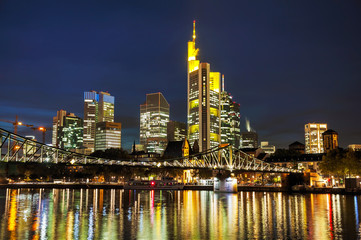 Fototapeta na wymiar Frankfurt cityscape at night