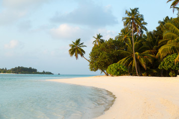 Traumhafter Strand mit weißem Sand