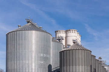 Storage facility cereals, and bio gas production