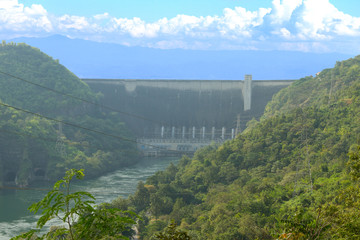Fototapeta na wymiar Bhumibol Dam