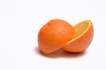 Arancia tagliata a meta