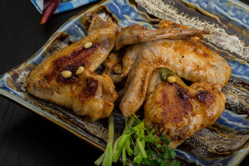 Roasted chicken wings