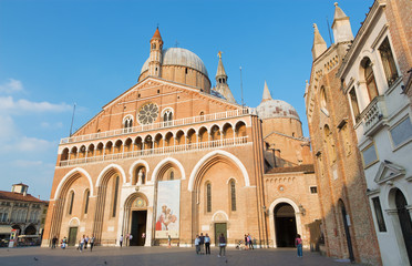Fototapeta na wymiar Padua - Basilica del Santo or Basilica of Saint Anthony