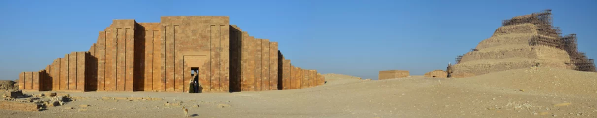 Fototapeten Pyramid of Djoser and Temple Wall in Saqqara © sasha64f