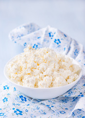 Cottage cheese in white bowl