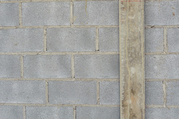 Constructing concrete brick wall