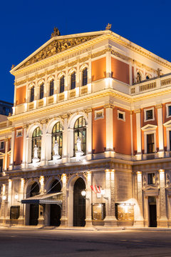 Wiener Musikverein am Abend