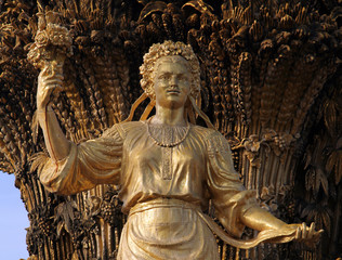Woman symbolizing Ukraine in fountain Friendship of Nations