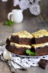 Brownies with curd.
