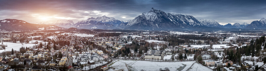 Naklejka premium panorama of sunset over Austrian Alps covered in snow