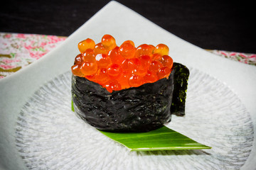 いくらの軍艦巻き寿司　 Sushi which is how much japanese food