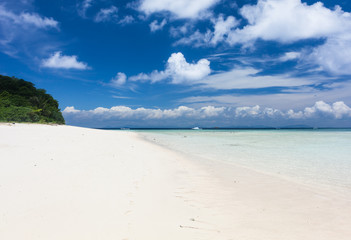 Beautiful Tropical white Sand Beach. Sipadan Island, Malaysia