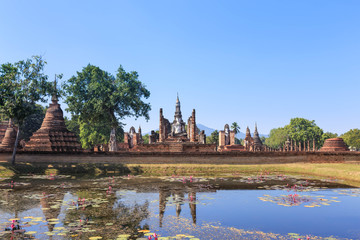 Fototapeta na wymiar Wat Maha That, Shukhothai Historical Park, Thailand