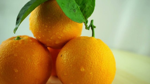 fresh organic oranges