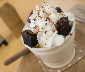 brownie and icecream