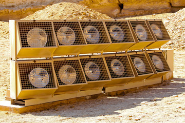 Reflectors for landmarks
