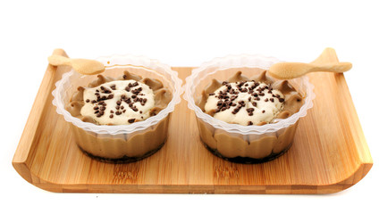 2 desserts