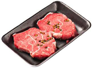 Fresh fillet of beef with green pepper