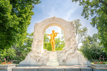 Fototapeta premium Johann Strauß Denkmal, Wiener Stadtpark