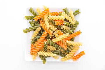 Nudeln in der Schale