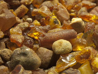 Raw amber