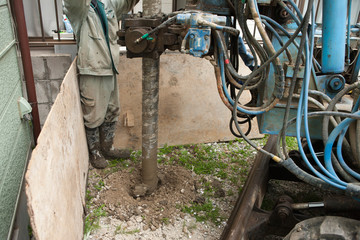 Naklejka premium 木造住宅の地盤改良工事