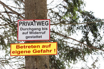 Betreten auf eigene Gefahr