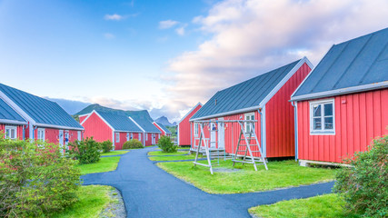 Fototapeta na wymiar Rorbuer Ferienhäuser, Lofoten, Norwegen