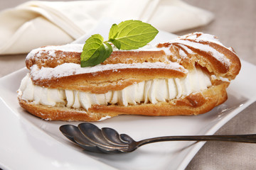 Eclair