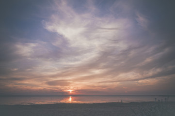 Coucher de soleil en bord de mer