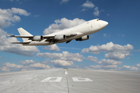 Fototapeta Large white plane
