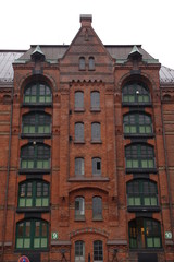 Fototapeta na wymiar Speicher in Hamburgs Speicherstadt