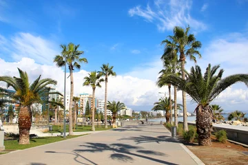 Gordijnen Molos Promenade in Limassol, Cyprus © karnizz