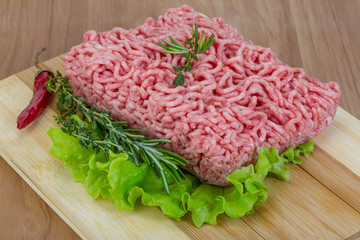 Raw minced meat