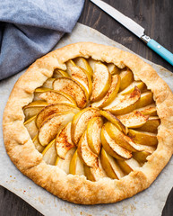 Apple galette