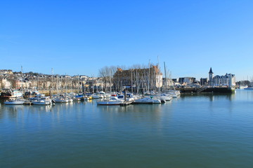 Fototapeta na wymiar Port de plaisance de Deauville, France