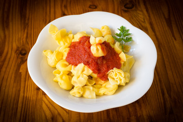 Sacchettini al sugo, italian pasta