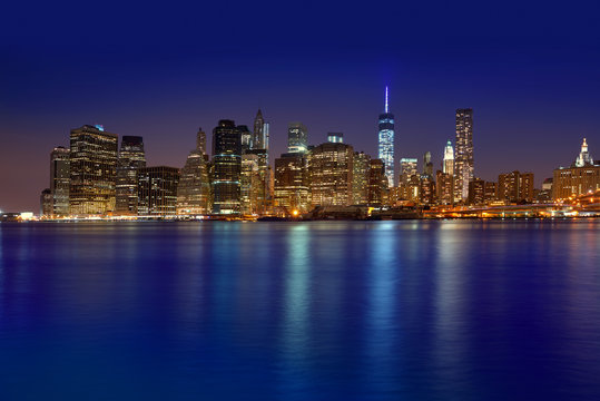 Manhattan sunset skyline New York NYC US © lunamarina