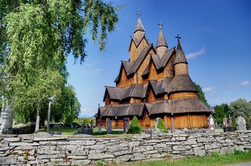 Eglise en bois debout