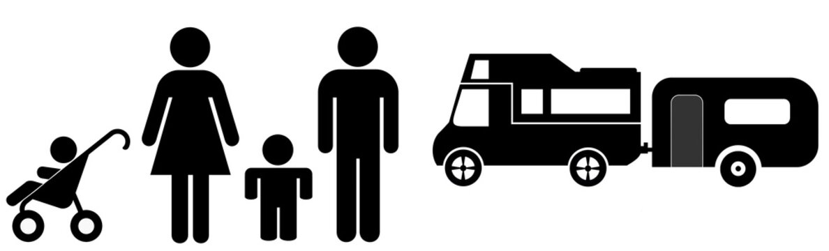 Famille devant un camping-car	