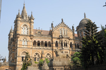 Fototapeta na wymiar Chhatrapati Shivaji Terminus formerly Victoria station at Mumbai
